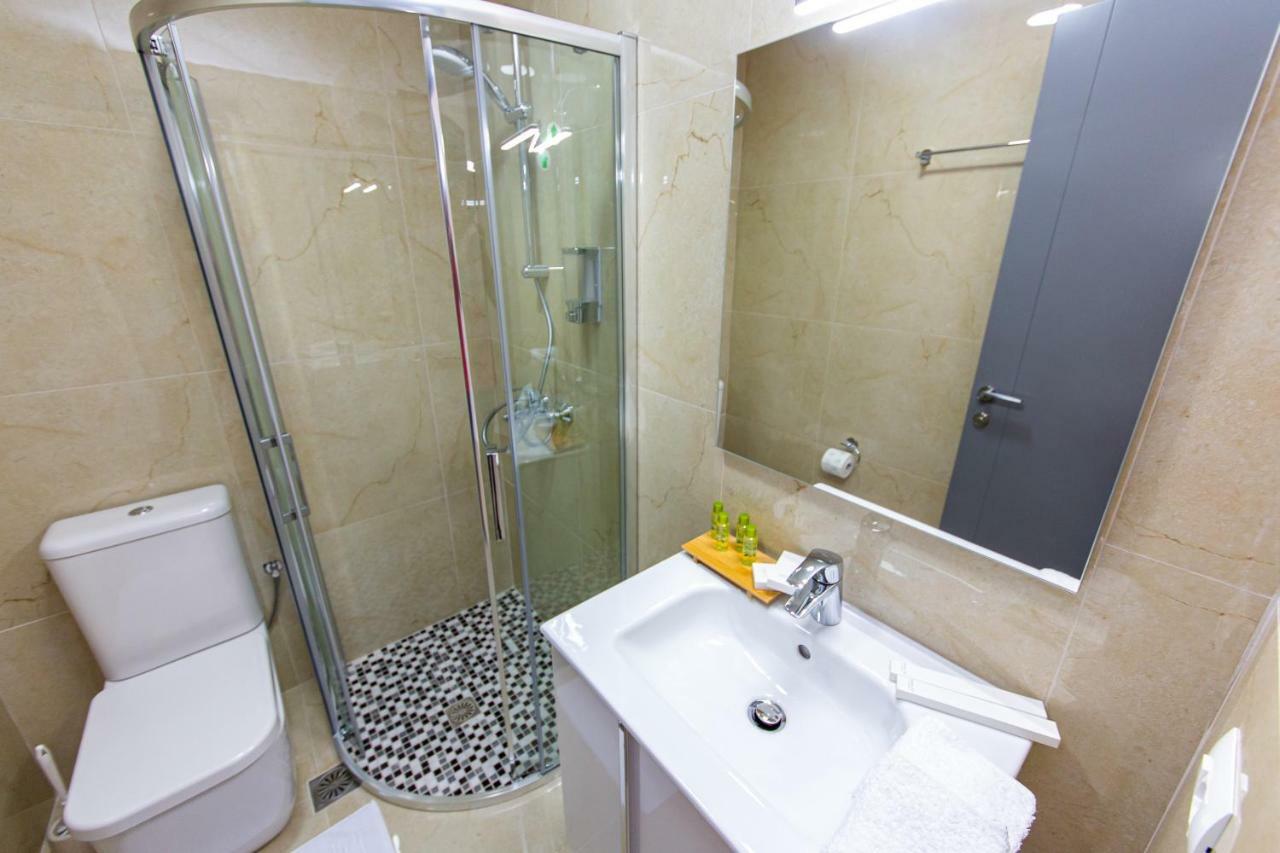 Santa Oliva Suites Ksamil Room photo